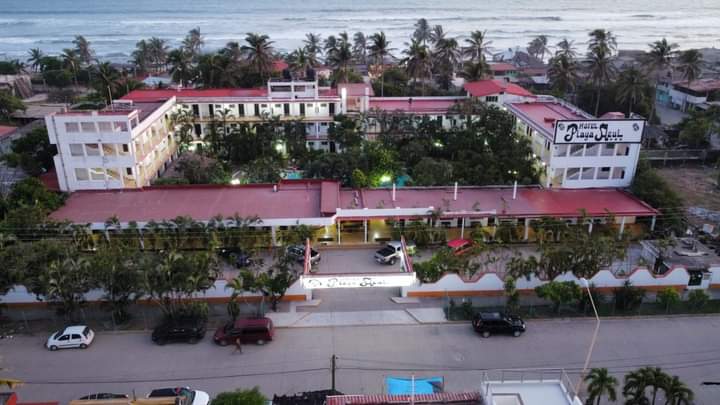 Hotel Playa Azul